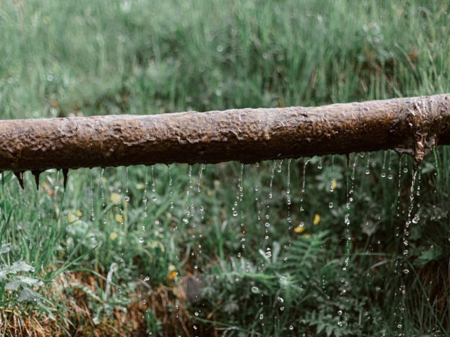 Quel tuyau choisir pour un puits ou forage résistant