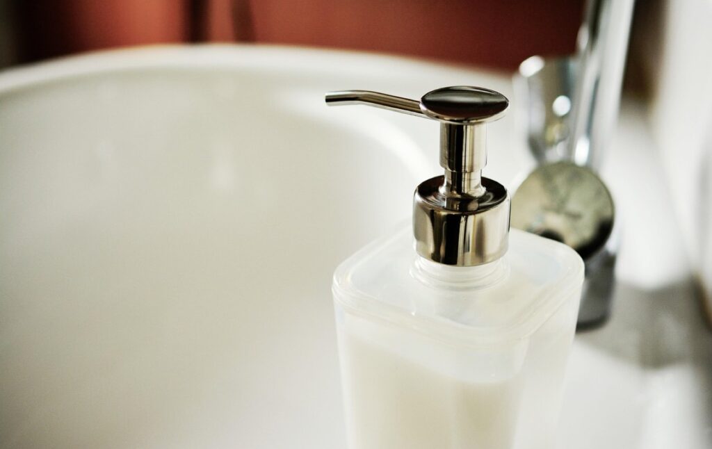 Gestes d’hygiène pour prévenir les contaminations de l’eau